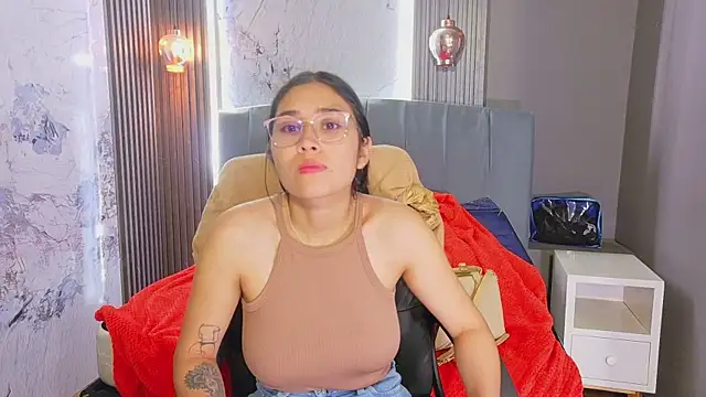 adaira31 online show from June 16, 2026, 8:44 pm