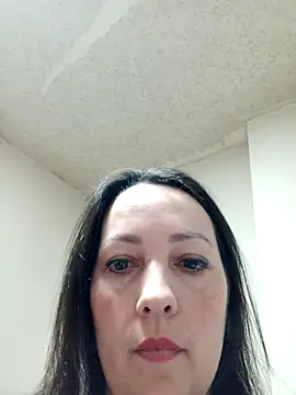Snapshot of zupita0305 chatting on June 27, 2026, 6:35 pm zupita0305 online show from June 27, 2026, 6:35 pm