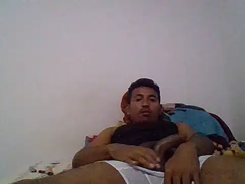 Snapshot of LeonMarcus chatting on May 23, 2026, 1:22 am LeonMarcus online show from May 23, 2026, 1:22 am