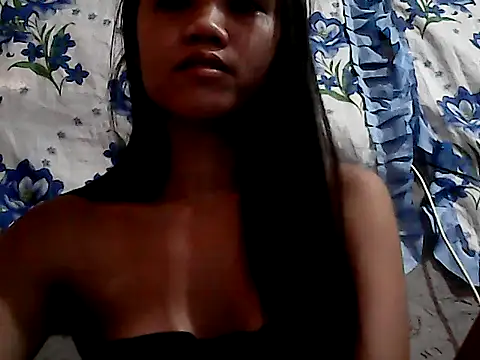 Snapshot of PINAY_SkinnyGirl123 chatting on July 2, 2026, 10:38 pm PINAY SkinnyGirl123 online show from July 2, 2026, 10:38 pm