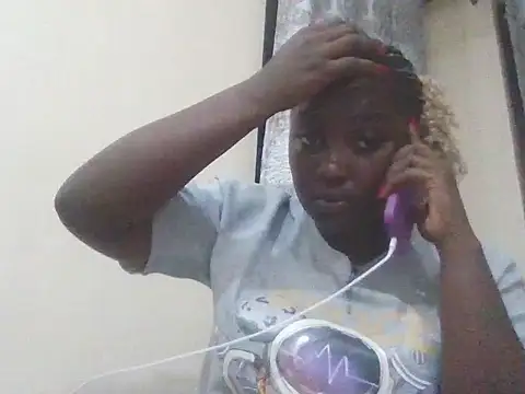 Snapshot of Ebonydol1 chatting on May 25, 2026, 4:13 pm Ebonydol1 online show from May 25, 2026, 4:13 pm