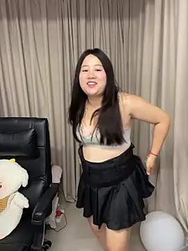 Snapshot of Luckysisi-s chatting on June 27, 2026, 2:16 am Luckysisi-s online show from June 27, 2026, 2:16 am