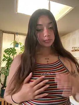 Snapshot of -Cattleya- chatting on June 9, 2026, 12:50 pm -Cattleya- online show from June 9, 2026, 12:50 pm