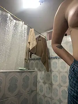 Snapshot of -Cattleya- chatting on July 10, 2026, 1:03 pm -Cattleya- online show from July 10, 2026, 1:03 pm