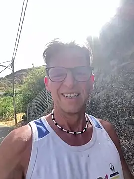 sam69megusta online show from July 19, 2026, 4:11 pm