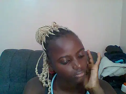Snapshot of Beauty-Anka chatting on July 1, 2026, 5:53 am Beauty-Anka online show from July 1, 2026, 5:53 am