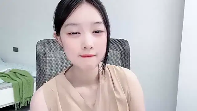 Yoyo33355 online show from July 11, 2026, 3:20 am