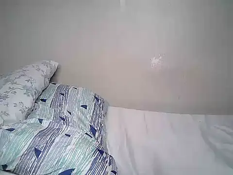 Snapshot of Queen_pretty2 chatting on June 8, 2026, 5:24 pm Queen pretty2 online show from June 8, 2026, 5:24 pm