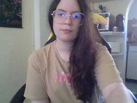 Snapshot of SzexiMacska chatting on May 26, 2026, 9:05 am SzexiMacska online show from May 26, 2026, 9:05 am