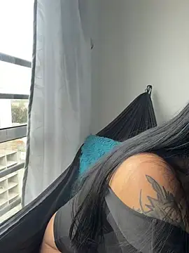 Snapshot of milicablue chatting on May 28, 2026, 12:24 pm milicablue online show from May 28, 2026, 12:24 pm