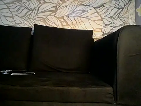 Snapshot of Thia_bunny chatting on August 6, 2026, 2:52 pm Thia bunny online show from August 6, 2026, 2:52 pm