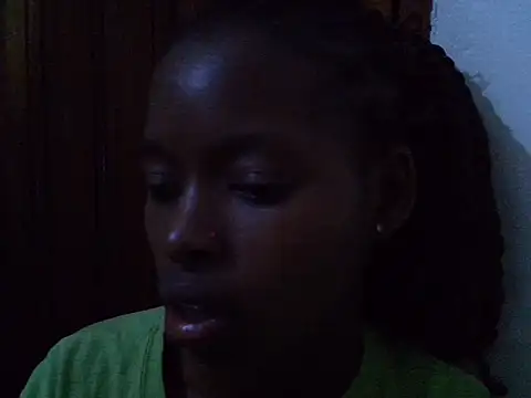 Gracious petite001 online show from June 25, 2026, 10:36 pm
