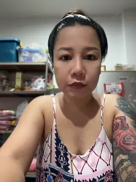 LINDA HD online show from June 12, 2026, 1:32 pm