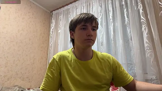 Snapshot of Goolden_Flaash chatting on May 26, 2026, 4:36 pm Goolden Flaash online show from May 26, 2026, 4:36 pm