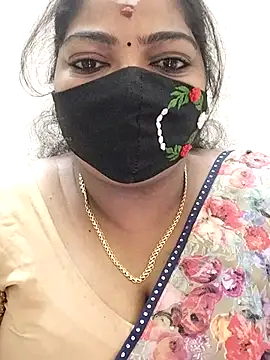 Snapshot of Sindhu-31 chatting on July 7, 2026, 5:43 am Sindhu-31 online show from July 7, 2026, 5:43 am