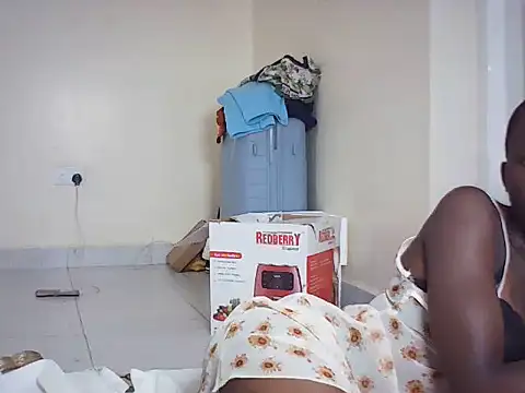 Snapshot of Sweet_ladasha chatting on June 7, 2026, 6:22 pm Sweet ladasha online show from June 7, 2026, 6:22 pm