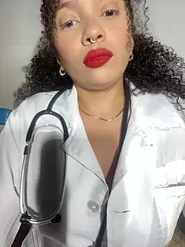 Snapshot of liz_offc chatting on June 22, 2026, 11:46 pm liz offc online show from June 22, 2026, 11:46 pm