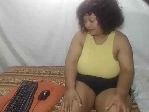 Snapshot of Pettycashx chatting on June 13, 2026, 12:25 pm Pettycashx online show from June 13, 2026, 12:25 pm