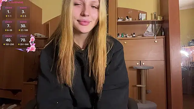 Snapshot of xXMelanieseXx chatting on June 20, 2026, 4:54 pm xXMelanieseXx online show from June 20, 2026, 4:54 pm