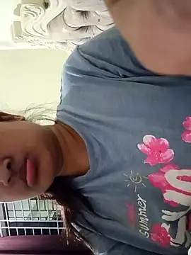 Snapshot of Neha-71 chatting on June 4, 2026, 3:07 pm Neha-71 online show from June 4, 2026, 3:07 pm