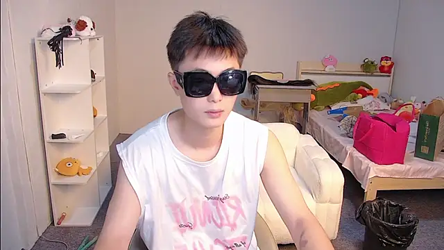 Snapshot of Gay-Sexshowboy69 chatting on July 12, 2026, 8:49 am Gay-Sexshowboy69 online show from July 12, 2026, 8:49 am