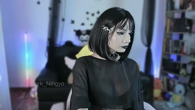 Snapshot of Dark_ningyo1 chatting on June 14, 2026, 1:25 am Dark ningyo1 online show from June 14, 2026, 1:25 am
