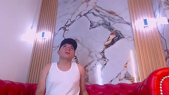Snapshot of Felipe_Rey chatting on May 27, 2026, 7:44 pm Felipe Rey online show from May 27, 2026, 7:44 pm
