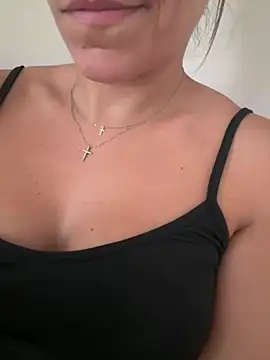 VenClea online show from July 19, 2026, 6:33 pm