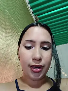 Snapshot of shantall_cute chatting on June 17, 2026, 7:15 pm shantall cute online show from June 17, 2026, 7:15 pm