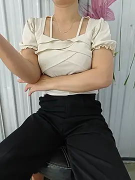 Ure sexy online show from June 20, 2026, 2:03 am