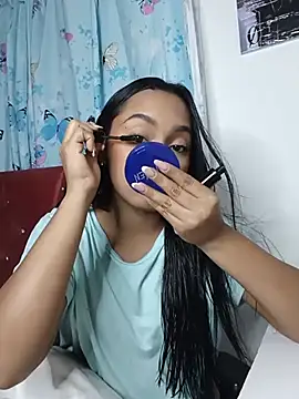 Snapshot of xcleila chatting on July 17, 2026, 7:37 am xcleila online show from July 17, 2026, 7:37 am