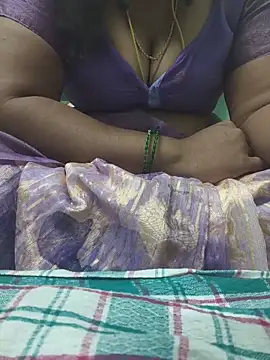 Snapshot of Tamil-kaviya98 chatting on June 15, 2026, 5:37 pm Tamil-kaviya98 online show from June 15, 2026, 5:37 pm