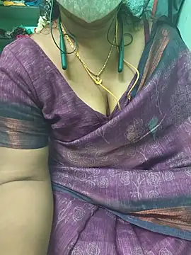 Snapshot of Tamil-kaviya98 chatting on August 6, 2026, 5:59 pm Tamil-kaviya98 online show from August 6, 2026, 5:59 pm
