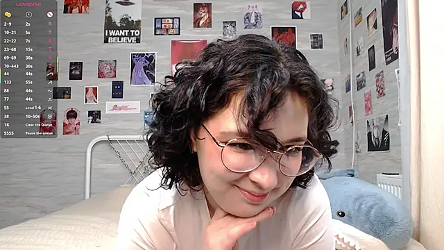 JackieApplePie online show from June 18, 2026, 6:35 am