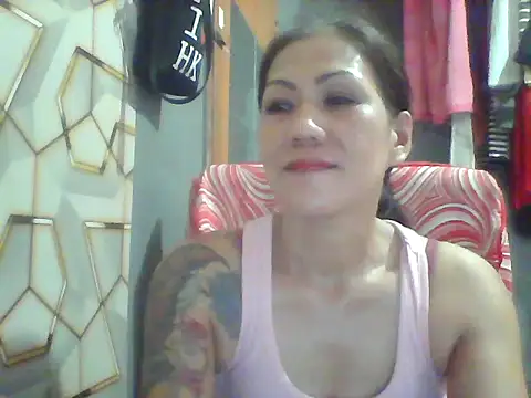 Snapshot of pinayheartaker chatting on June 13, 2026, 5:16 am pinayheartaker online show from June 13, 2026, 5:16 am