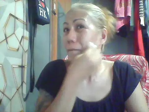 Snapshot of pinayheartaker chatting on July 4, 2026, 1:34 am pinayheartaker online show from July 4, 2026, 1:34 am