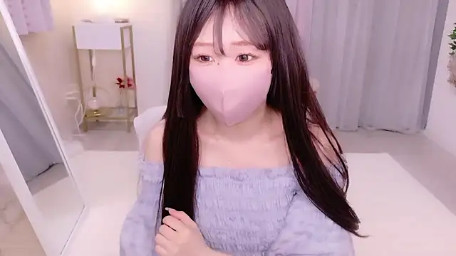 YURInya  online show from June 3, 2026, 12:08 pm