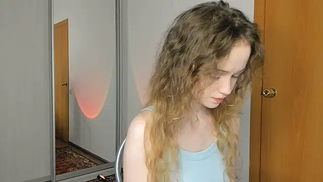babymolly2 online show from July 25, 2026, 9:23 pm