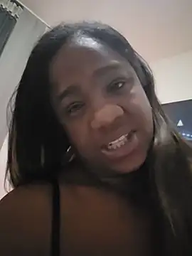 Snapshot of sweetebonny85 chatting on May 27, 2026, 7:44 pm sweetebonny85 online show from May 27, 2026, 7:44 pm