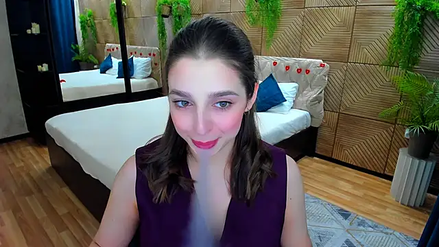 FlirtySpark online show from June 13, 2026, 7:23 pm