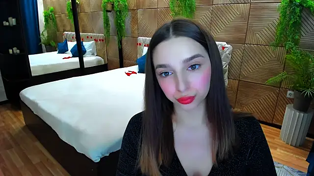 FlirtySpark online show from July 6, 2026, 10:01 am
