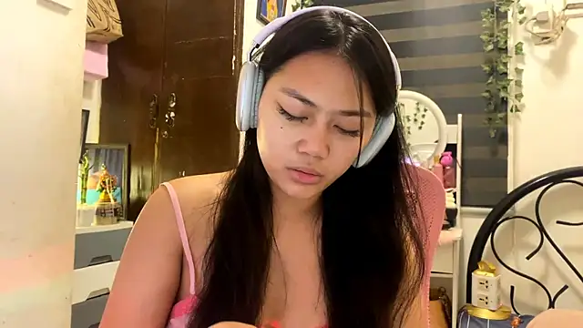 CristiLadson online show from May 28, 2026, 10:29 pm