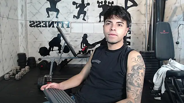 Snapshot of FedeViale chatting on July 7, 2026, 3:42 am FedeViale online show from July 7, 2026, 3:42 am