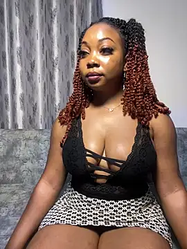 Snapshot of Hot_Candyy_ chatting on July 17, 2026, 7:37 am Hot Candyy online show from July 17, 2026, 7:37 am