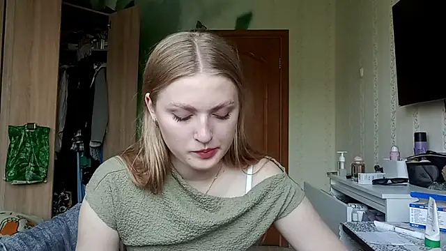 NorineGressett online show from June 10, 2026, 3:33 pm