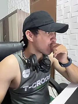 Snapshot of Fer_Ti chatting on July 18, 2026, 1:54 am Fer Ti online show from July 18, 2026, 1:54 am