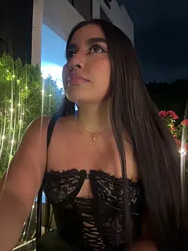 Snapshot of HaileyBieber_ chatting on June 3, 2026, 11:54 pm HaileyBieber online show from June 3, 2026, 11:54 pm