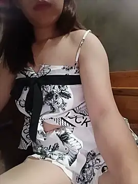Snapshot of -Trinina- chatting on July 11, 2026, 2:09 pm -Trinina- online show from July 11, 2026, 2:09 pm