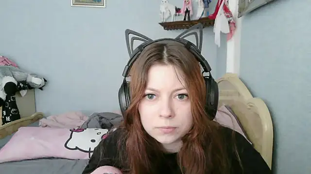 Snapshot of AlessiaViolet chatting on June 30, 2026, 9:21 am AlessiaViolet online show from June 30, 2026, 9:21 am