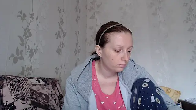 Snapshot of Luna_Bliiss chatting on June 1, 2026, 11:12 am Luna Bliiss online show from June 1, 2026, 11:12 am